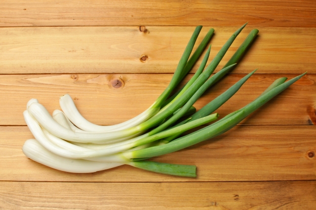 はじめの薬膳：”淡色野菜”であり”緑黄色野菜”である「ねぎ」